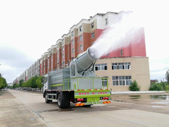 揭秘12方霧炮灑水車 廠家報價解析與選購指南